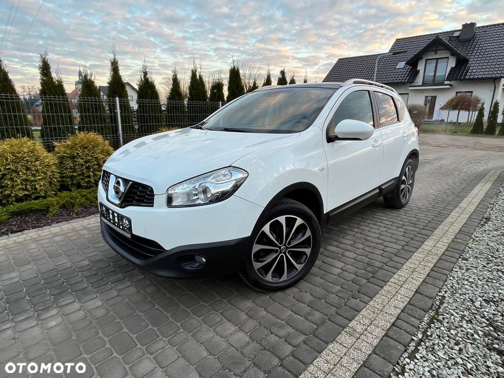 Nissan Qashqai - 1