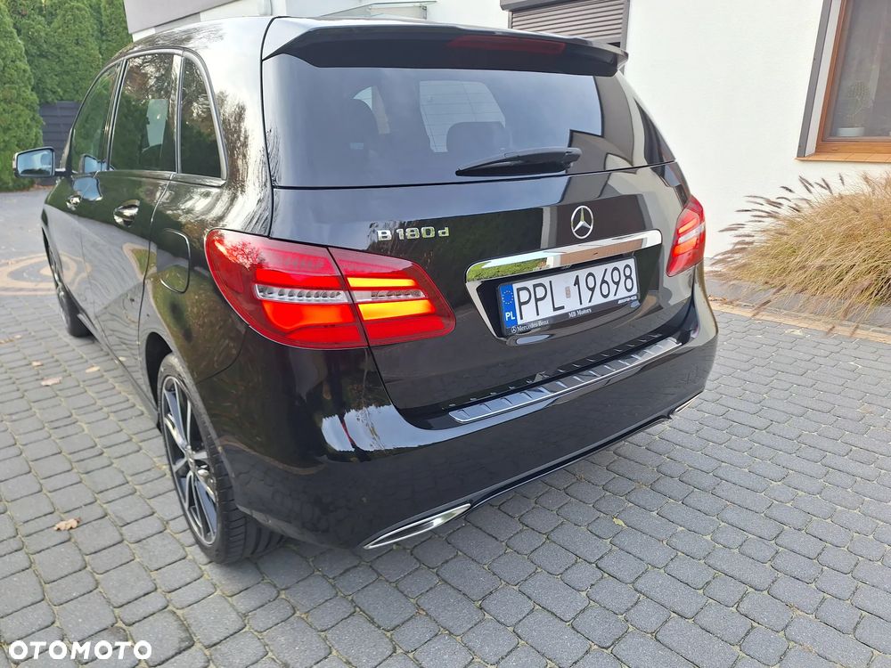 Mercedes-Benz Klasa B 180 (CDI) d Urban - 11