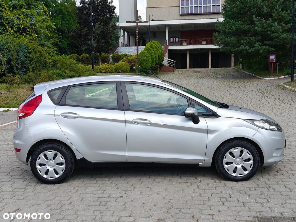 Ford Fiesta 1.4 TDCi Silver X plus - 11