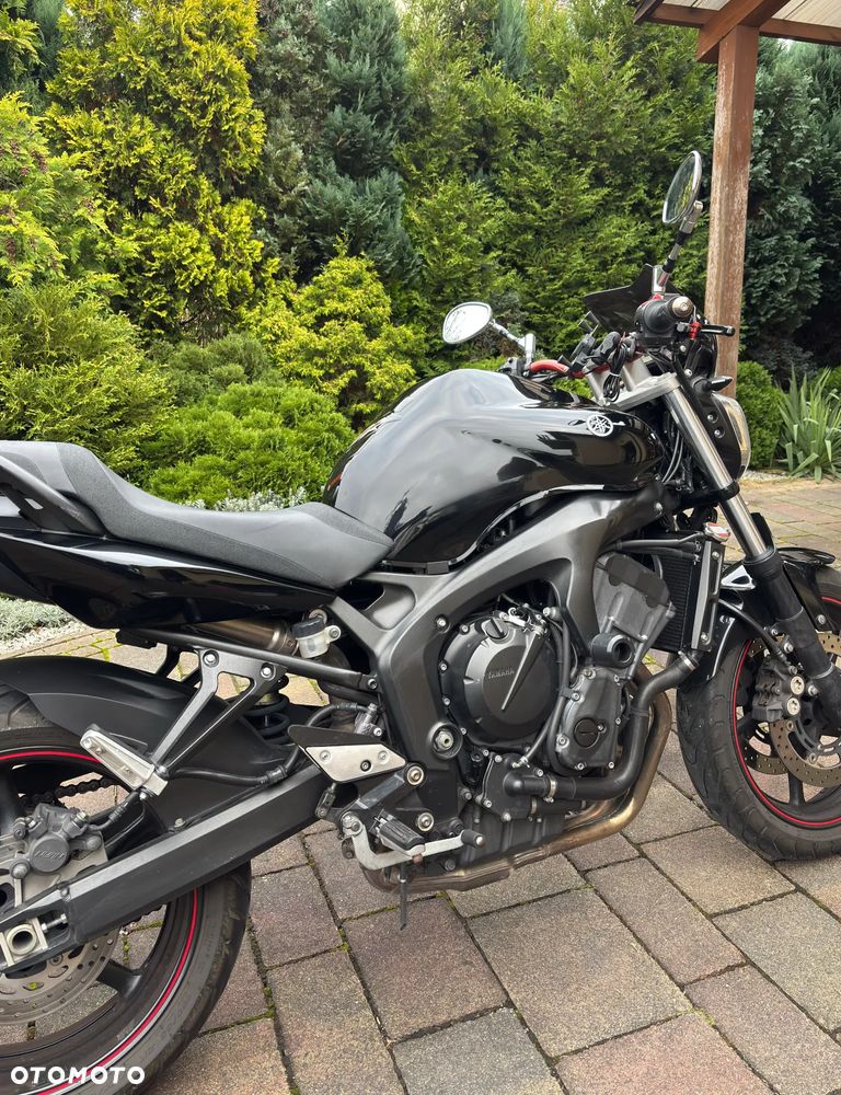 Yamaha FZ6 - 2