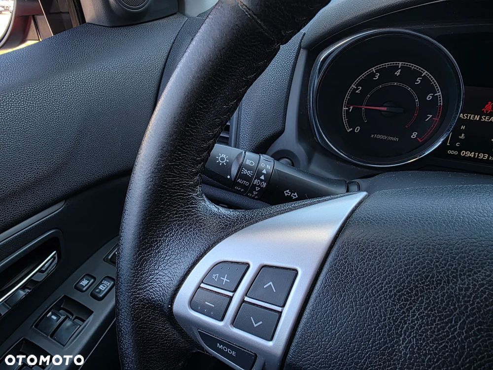 Mitsubishi ASX 1.6 Invite - 10