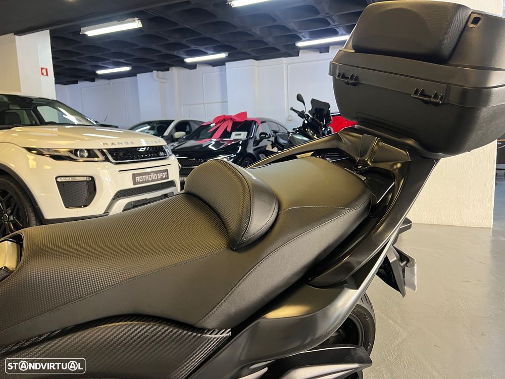 Yamaha TMAX IRON MAX - 6