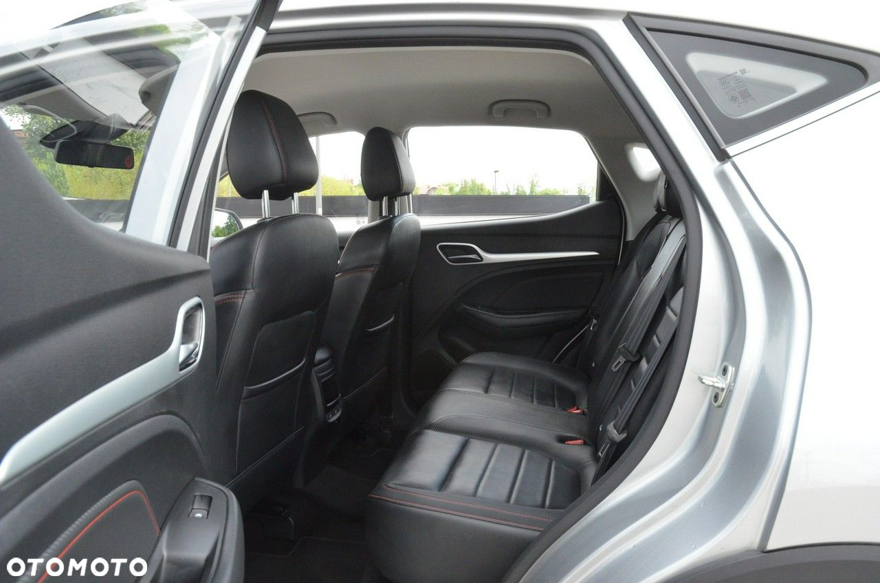 MG ZS - 34