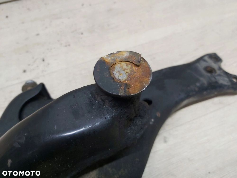 Toyota Corolla Verso II 04-08r sanki zawieszenia przód kołyska 1,6 1,8 2,0 - 6