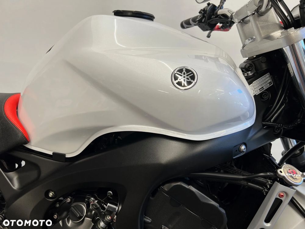 Yamaha FZ6 - 27