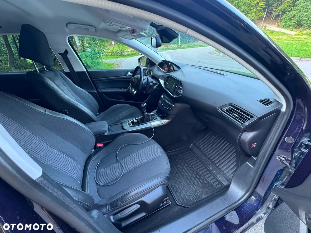 Peugeot 308 BlueHDi 130 Stop & Start Allure - 5