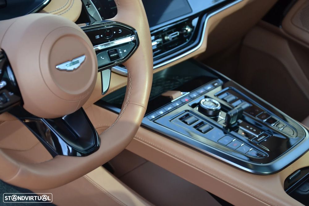 Aston Martin DBX 707 - 38