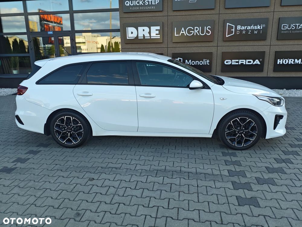 Kia Ceed - 7