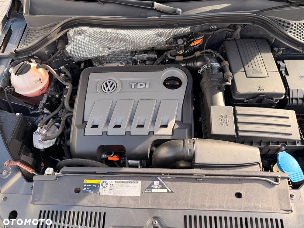 Volkswagen Tiguan 2.0 TDI R-Style - 28