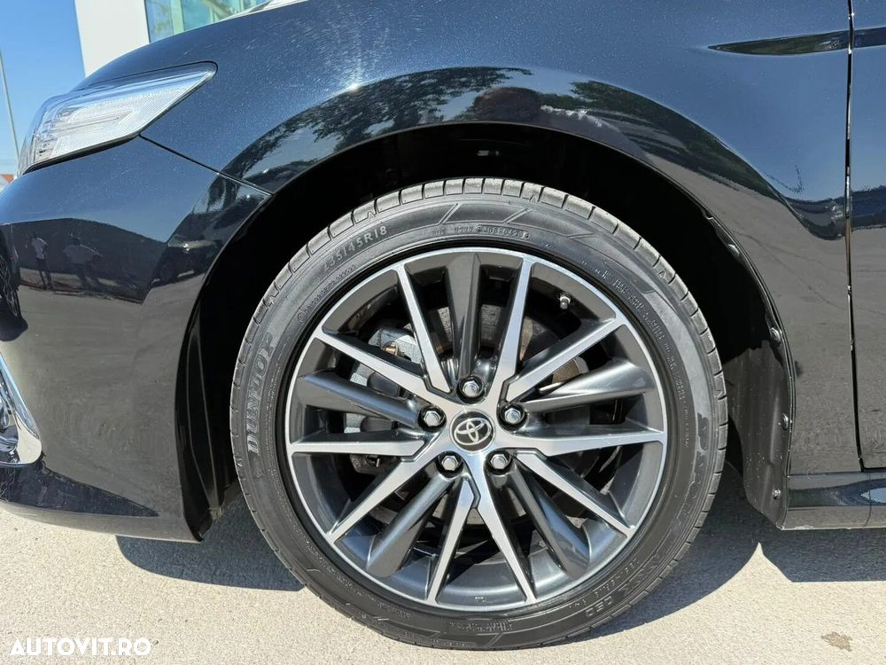 Toyota Camry 2.5 Dynamic - 11