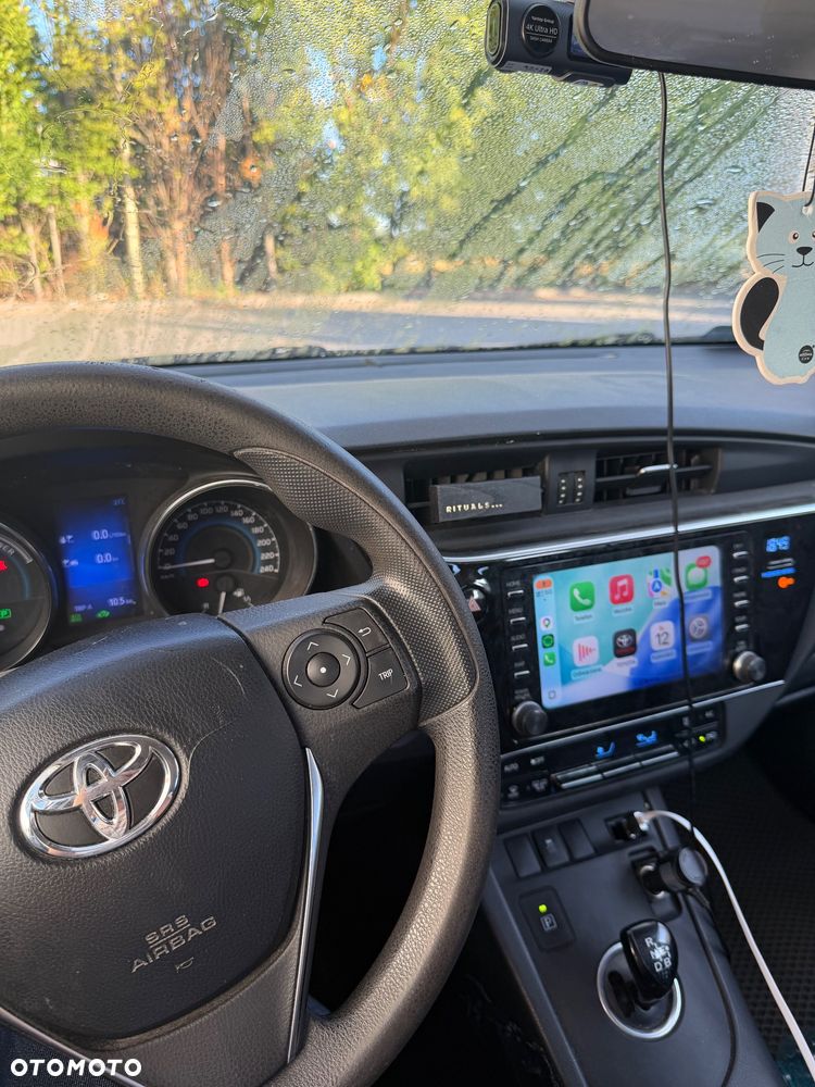 Toyota Auris Hybrid 135 Active - 24
