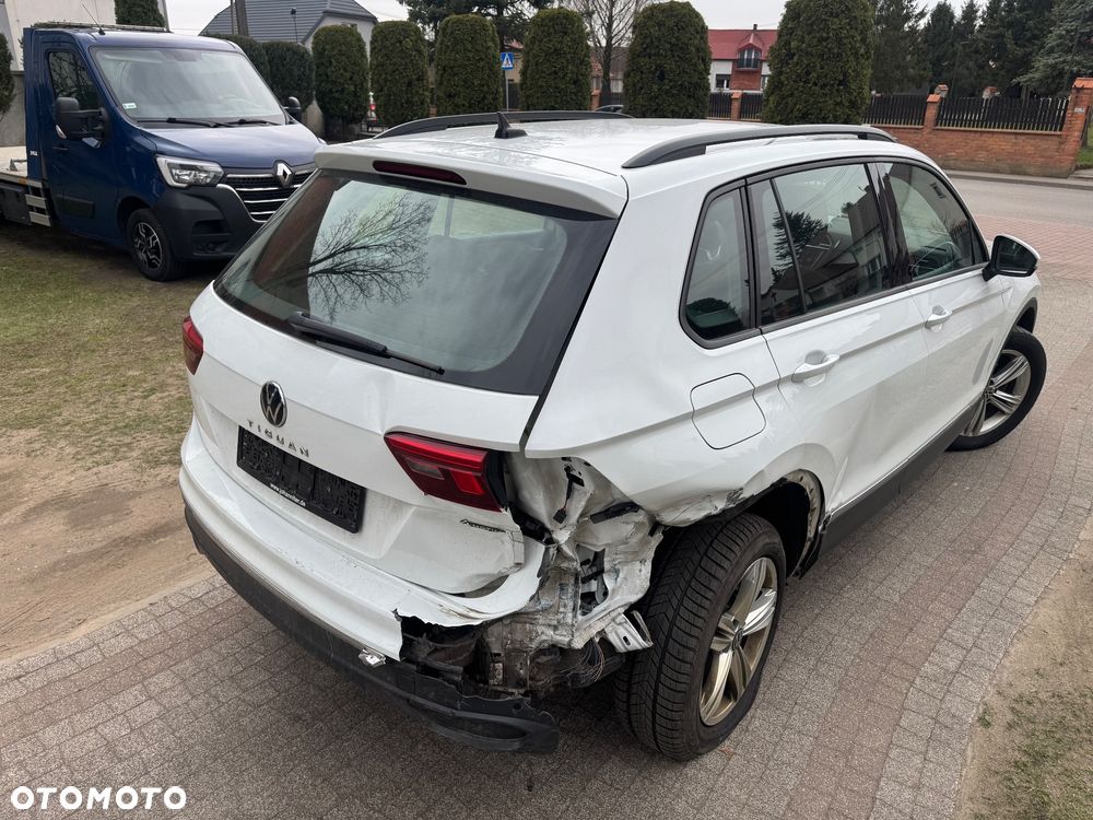 Volkswagen Tiguan 2.0 TDI SCR 4MotION DSG Elegance - 18