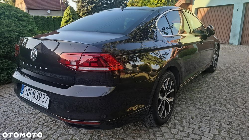 Volkswagen Passat 2.0 TDI EVO Business DSG - 8