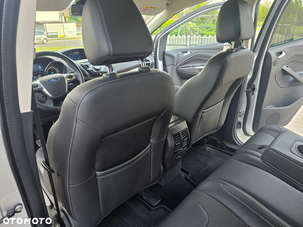Ford Kuga 2.0 TDCi 4x4 Black & Silver - 33