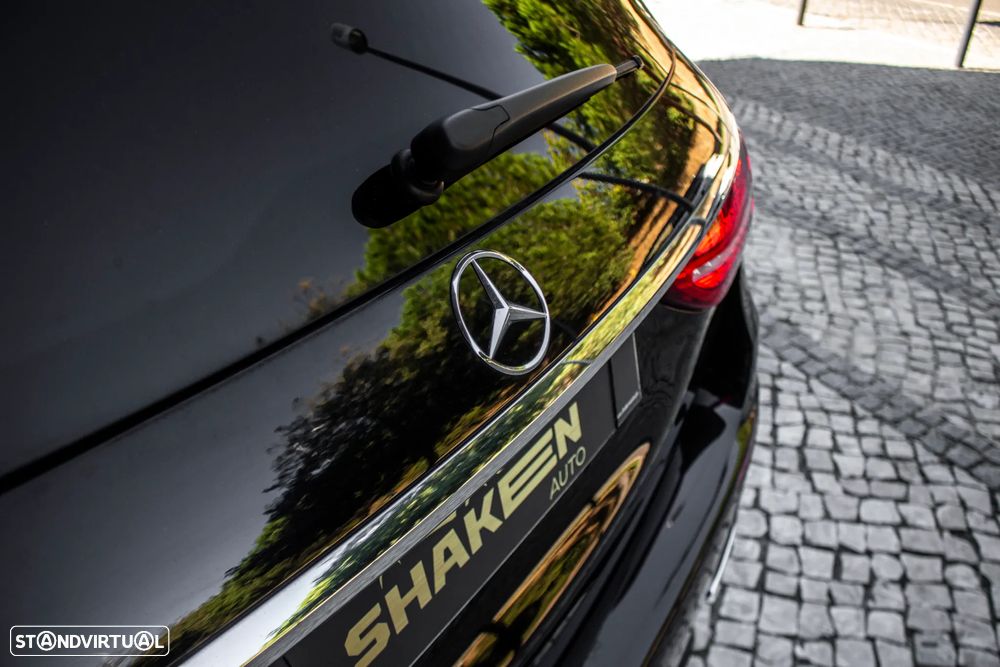 Mercedes-Benz E 300 de 4Matic T 9G-TRONIC Night Edition - 12