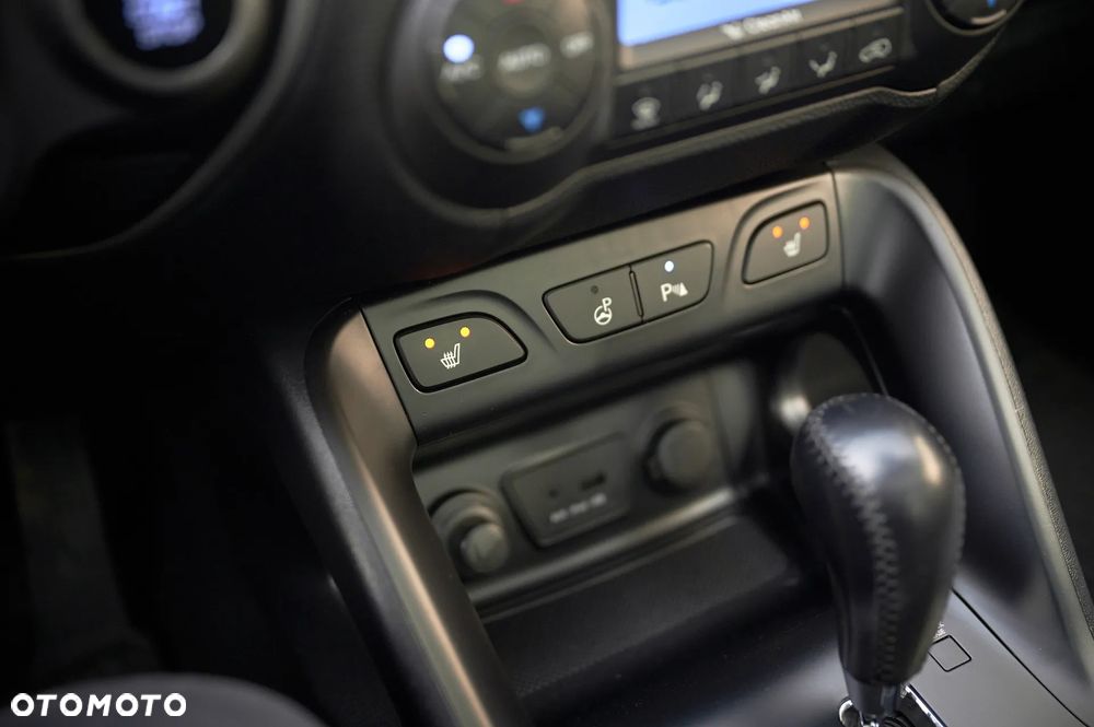 Hyundai ix35 2.0 CRDi 4WD Automatik Premium - 33