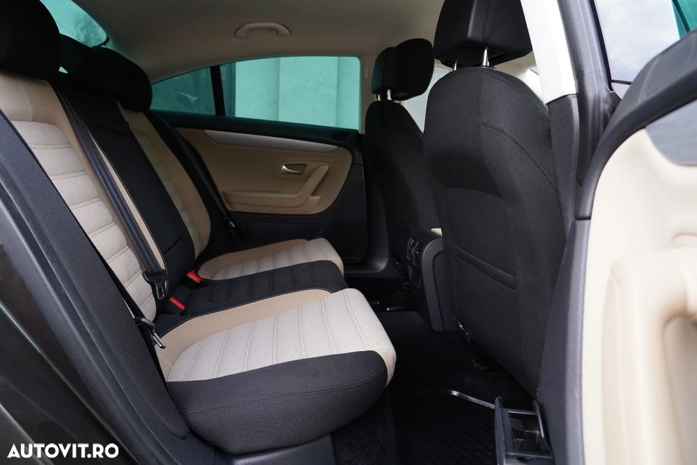 Volkswagen Passat CC 2.0 TDI BlueMotion Technology Exclusive - 9