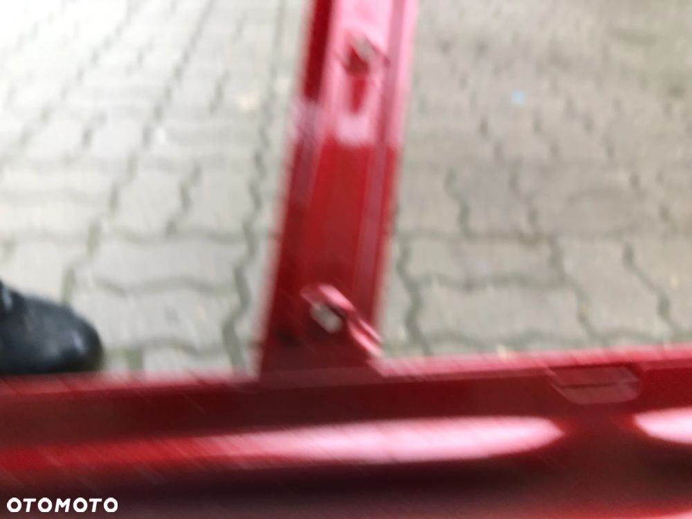 MERCEDES C-KLASA W205 14- DRZWI PRZÓD TYL PRAWE - 8