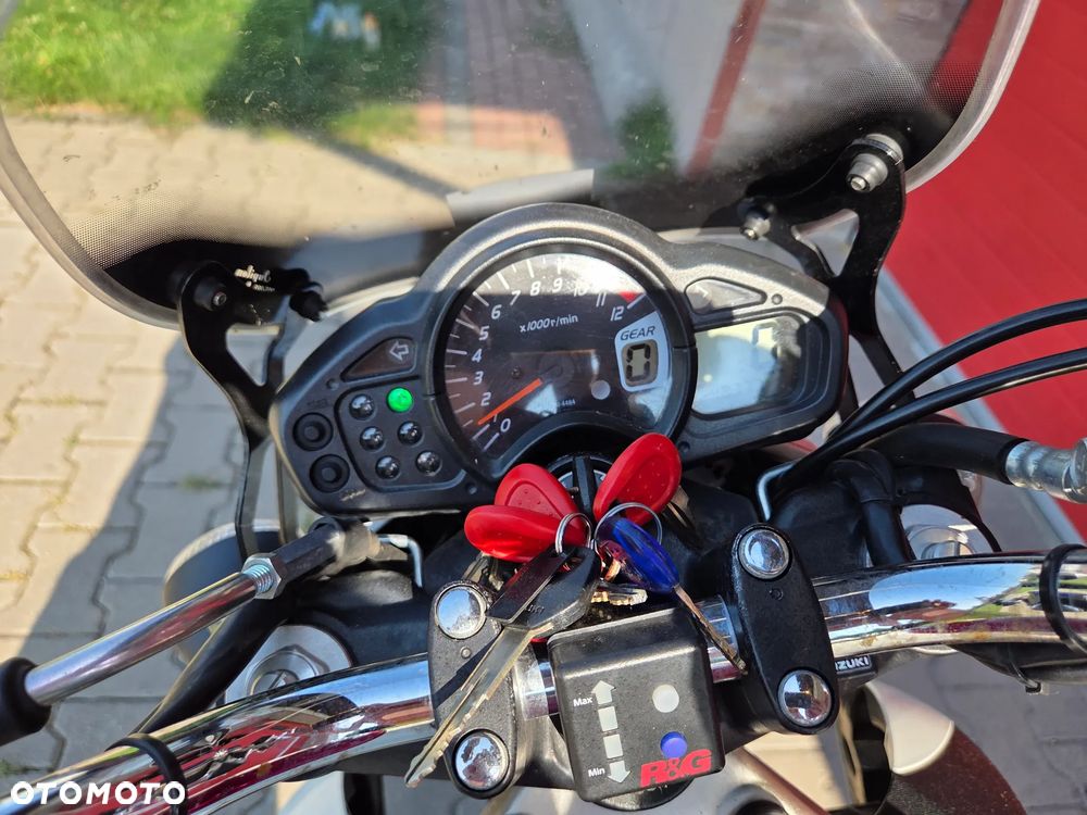 Suzuki SV - 7