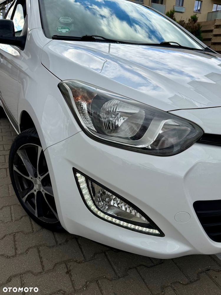 Hyundai i20 - 17