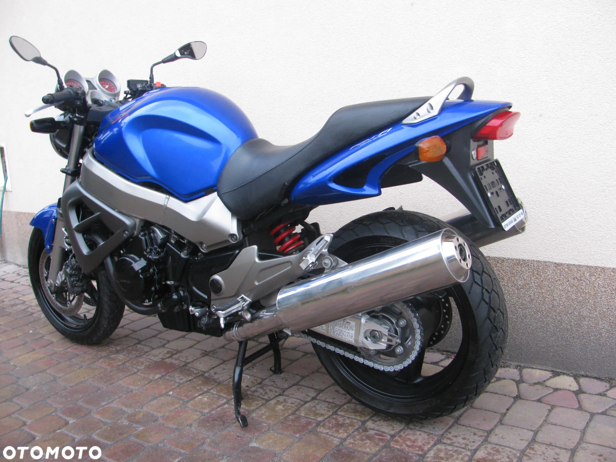Honda X11 - 19