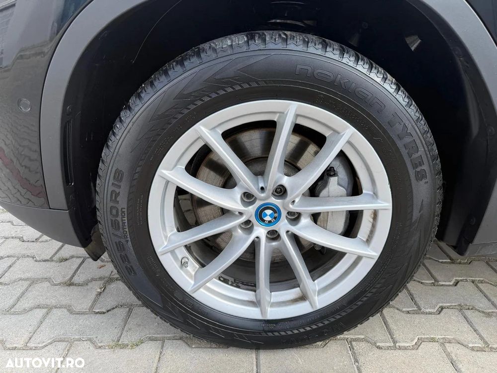 BMW X3 xDrive30e AT PHEV - 25