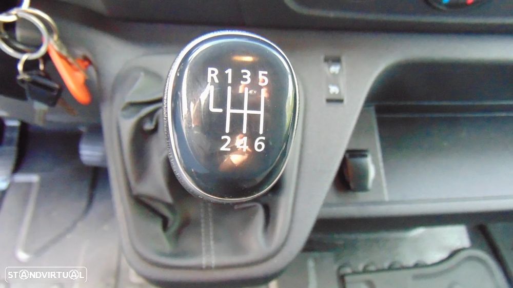 Renault caixa c/ plataforma roda /dupla - 19