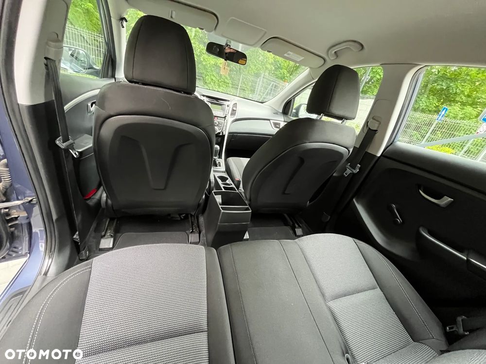 Hyundai i30 - 16
