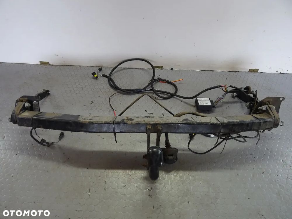 7711423039 hak hlolowniczy oryginal Renault grand Scenic III LIFT czesci