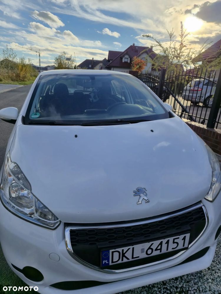 Peugeot 208 - 2