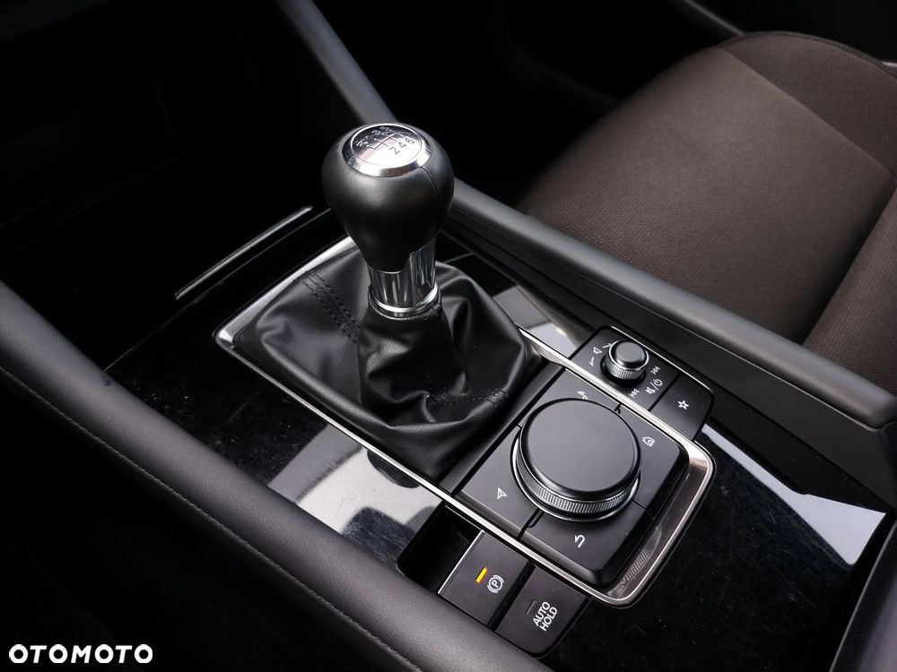 Mazda 3 - 15