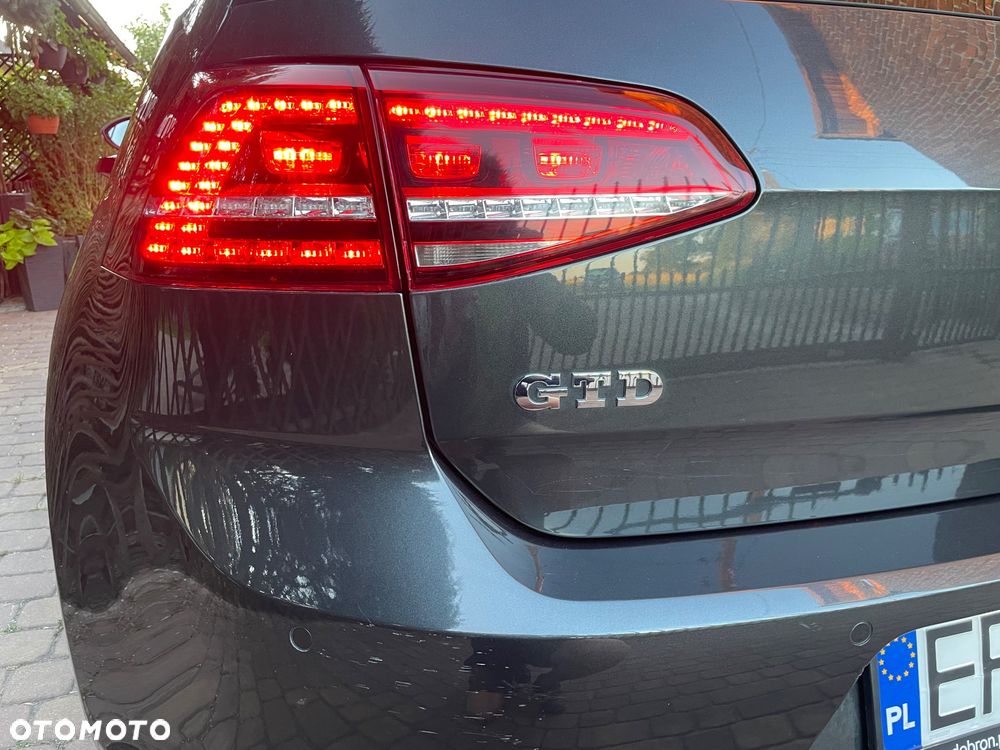 Volkswagen Golf 2.0 TDI BMT GTD DSG - 9