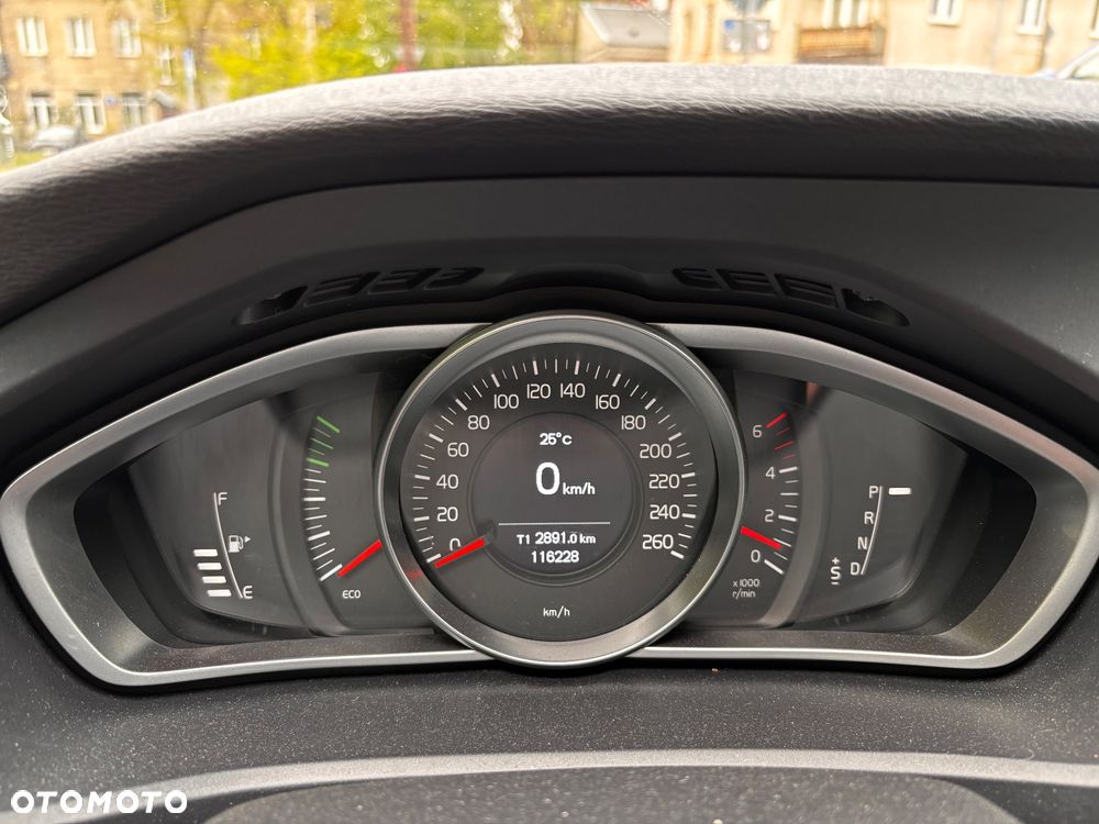 Volvo V40 D2 Kinetic - 7