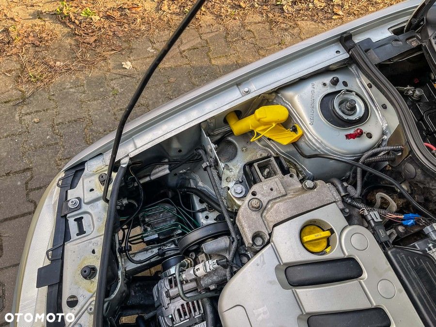 Renault Megane 1.6 - 7