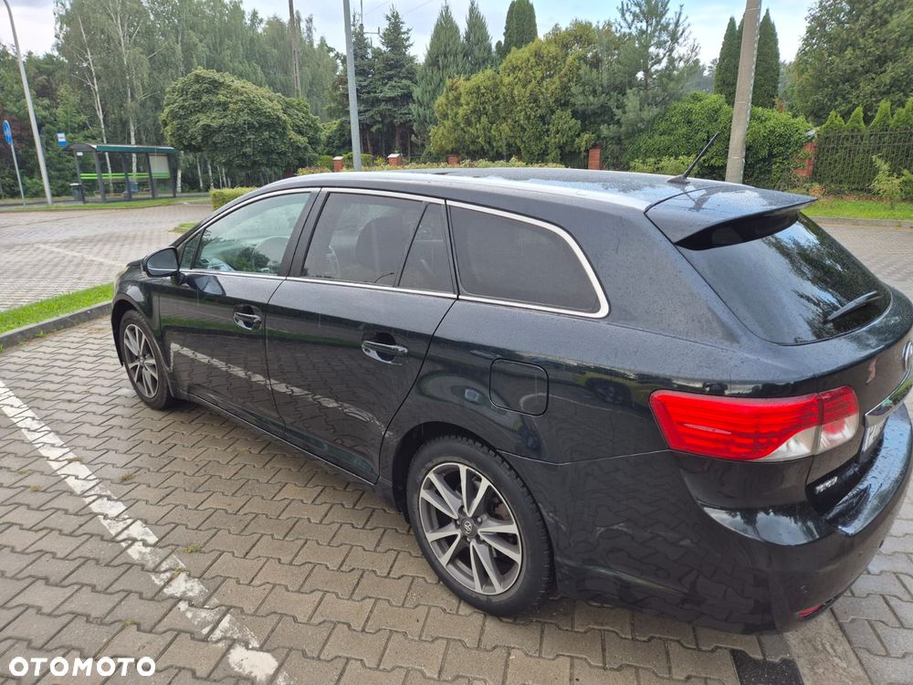 Toyota Avensis 2.0 D-4D Luna - 7