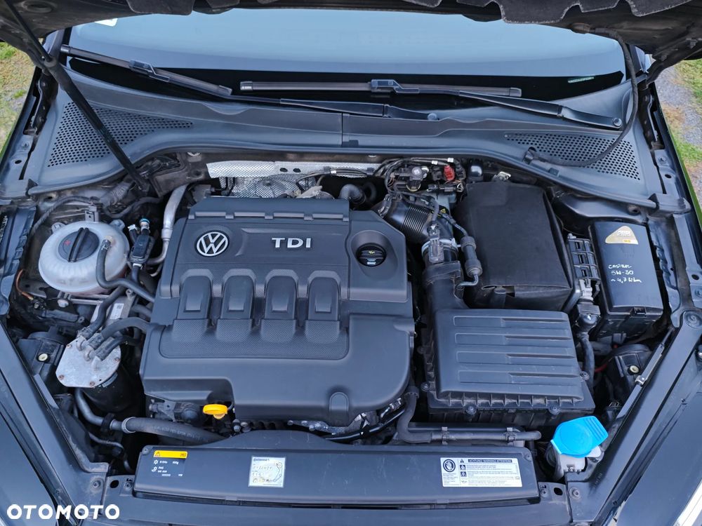 Volkswagen Golf 1.6 TDI BlueMotion Technology DSG Trendline - 26