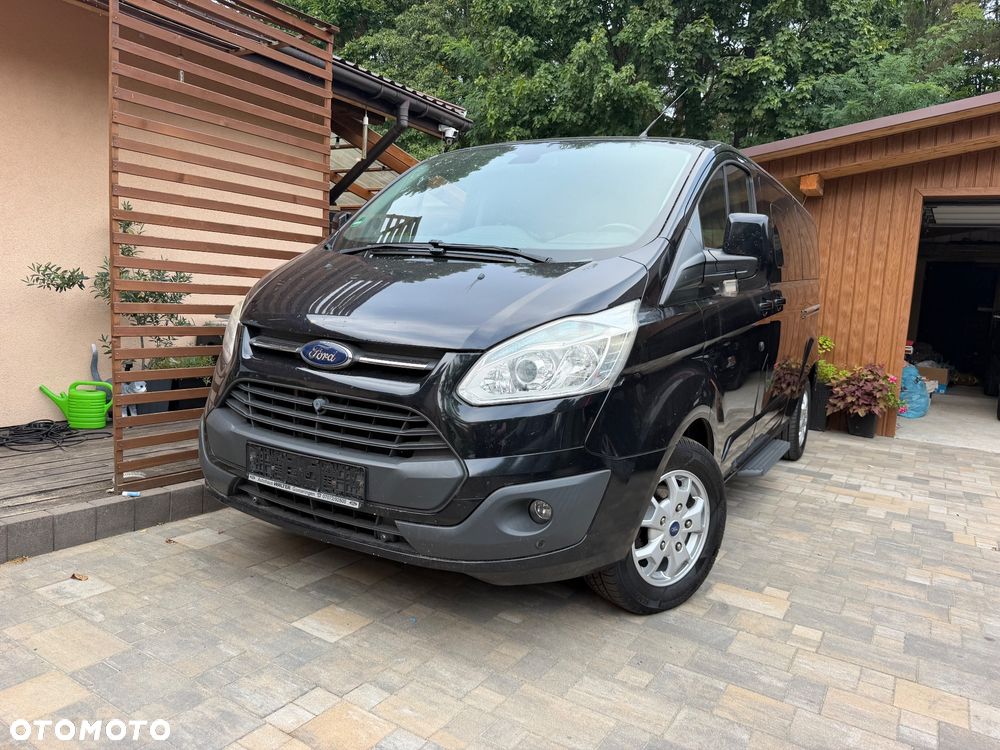 Ford Tourneo Custom - 14