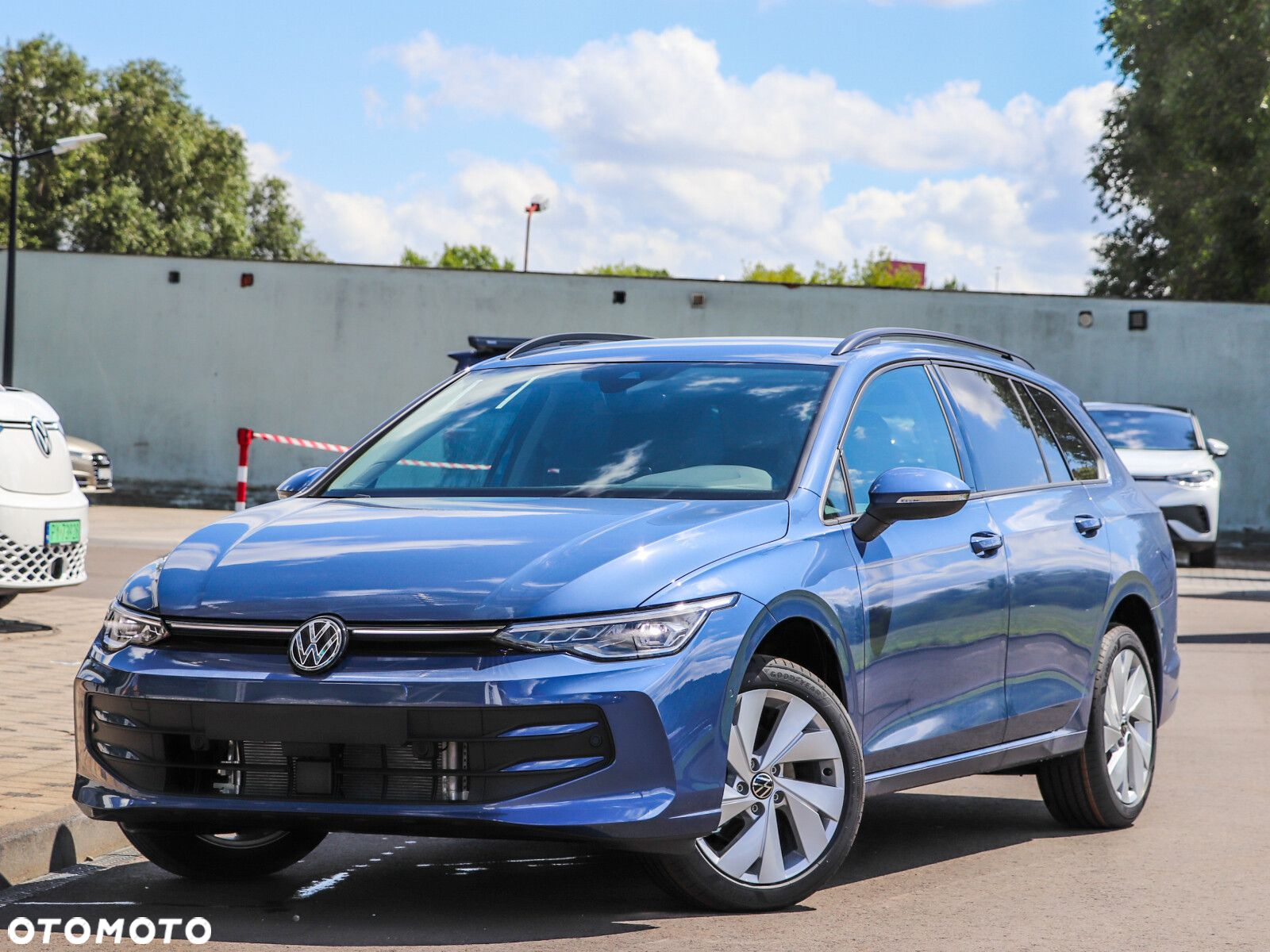 Volkswagen Golf - 9