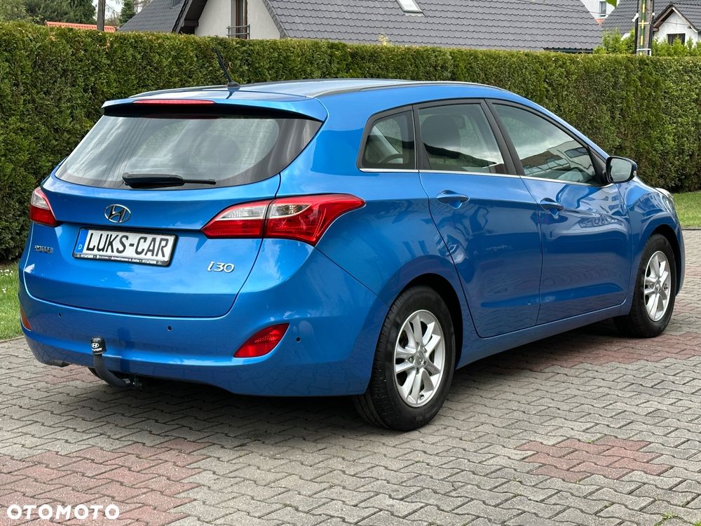Hyundai i30 Kombi 1.6 GDi DCT Premium - 5