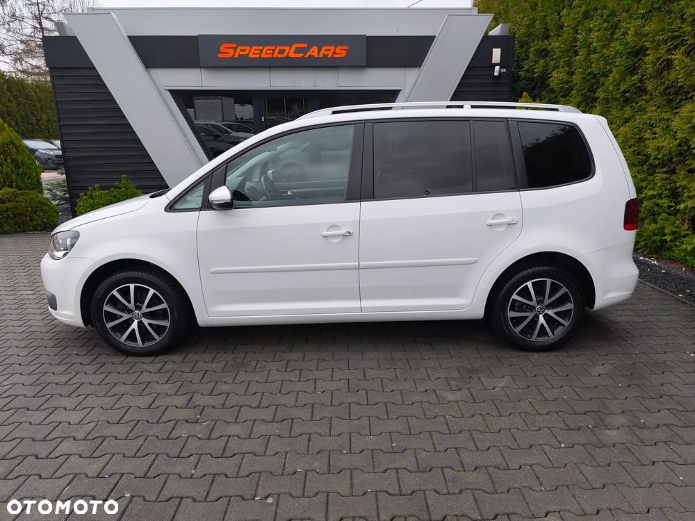 Volkswagen Touran - 5