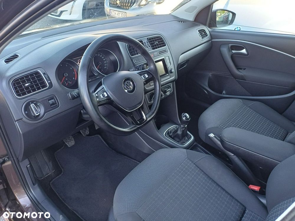 Volkswagen Polo 1.0 (Blue Motion Technology) Trendline - 14