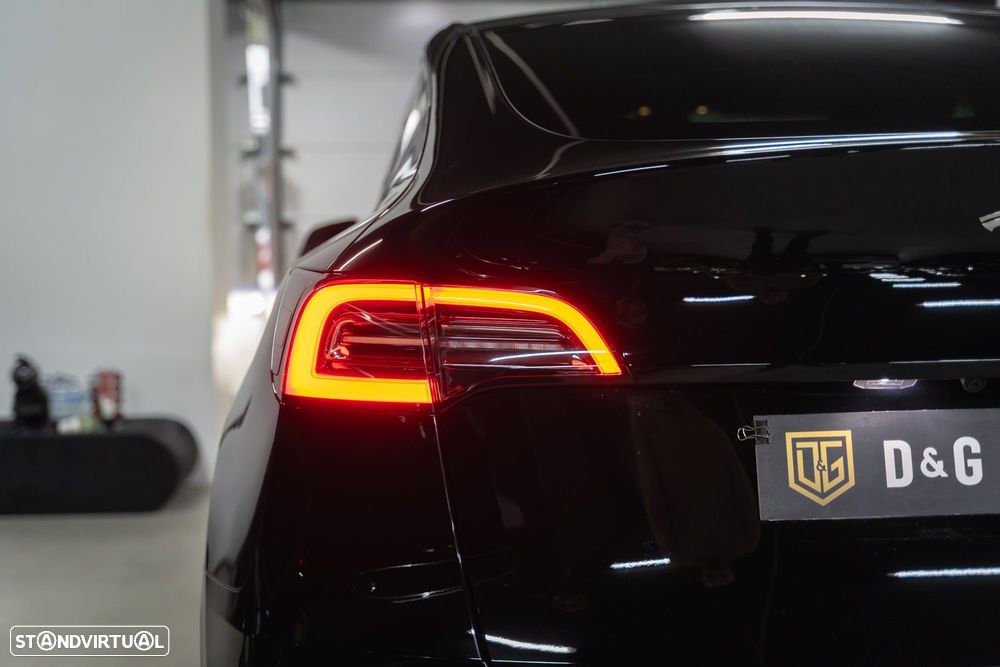 Tesla Model Y Tração Traseira - 20