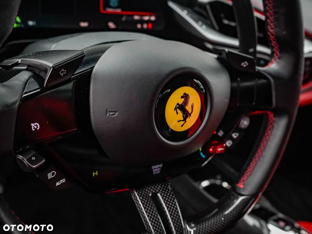 Ferrari SF90 Stradale - 17