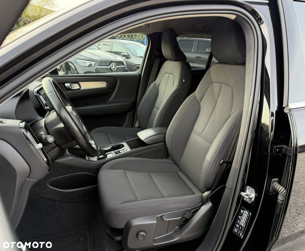 Volvo XC 40 T5 Twin Engine DKG Momentum Pro - 14