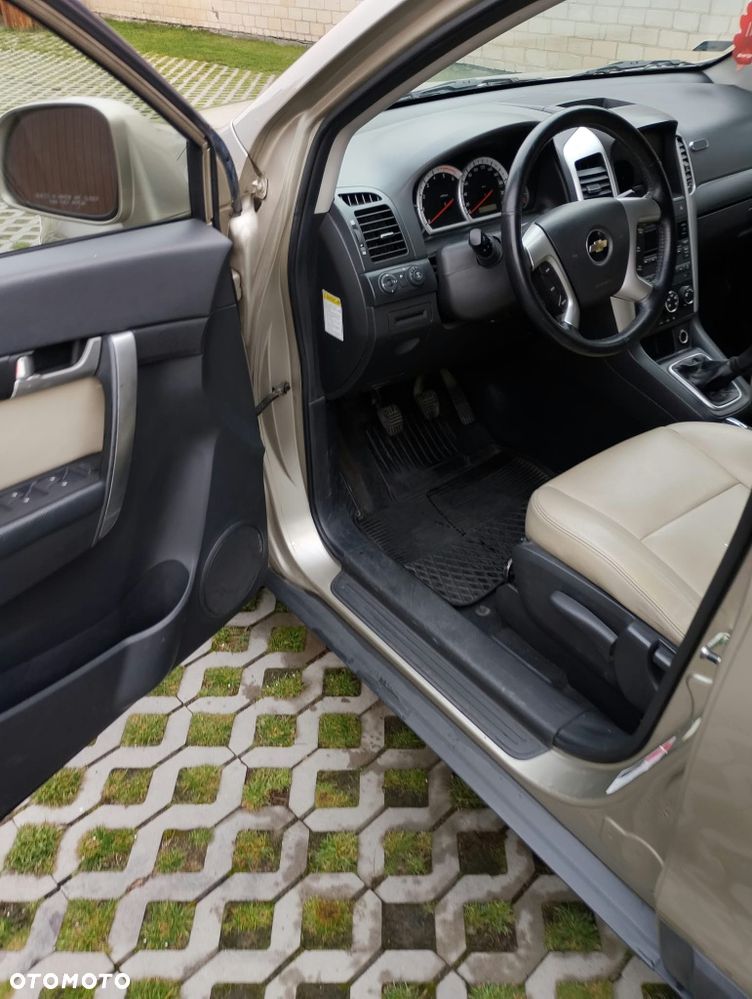 Chevrolet Captiva - 3