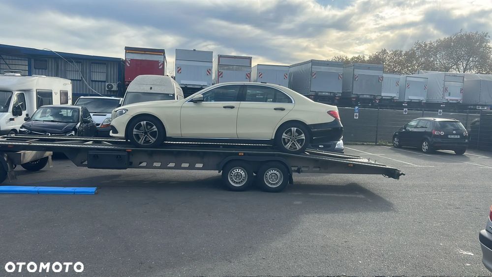 Mercedes-Benz Klasa E 200 d 9G-TRONIC - 4