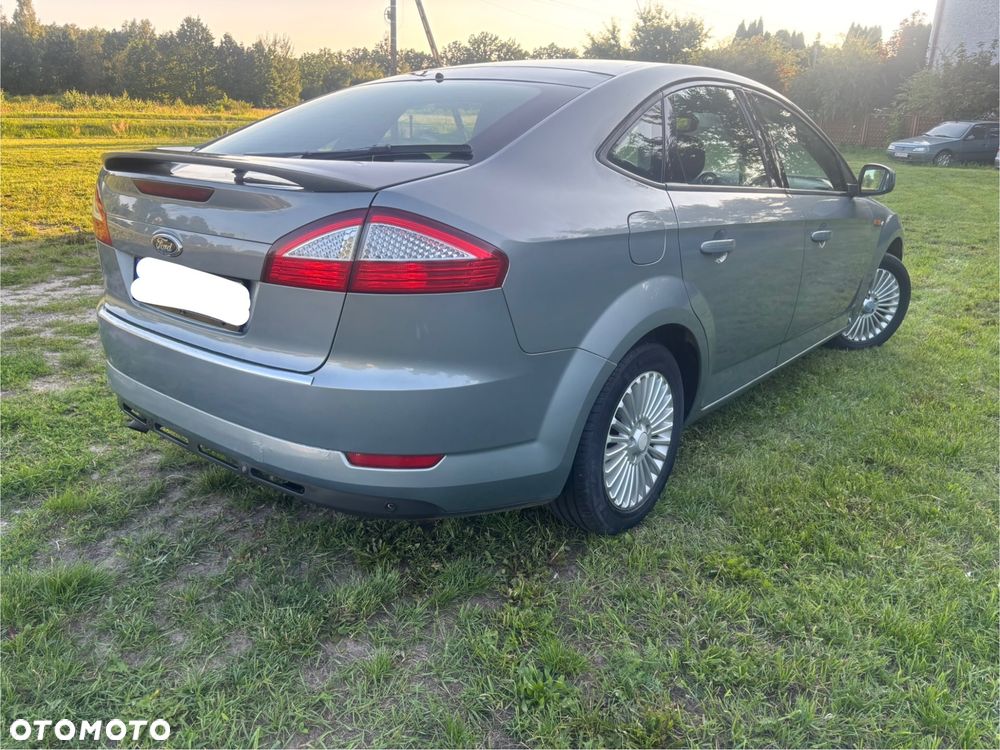 Ford Mondeo - 23