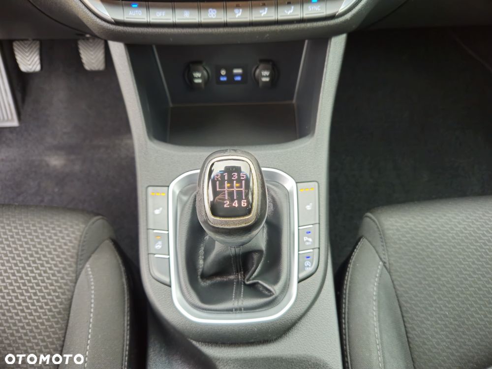 Hyundai i30 1.0 T-GDI YES - 21