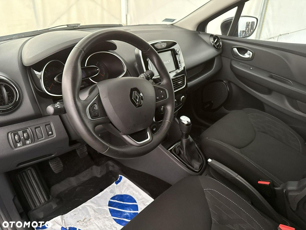 Renault Clio - 13