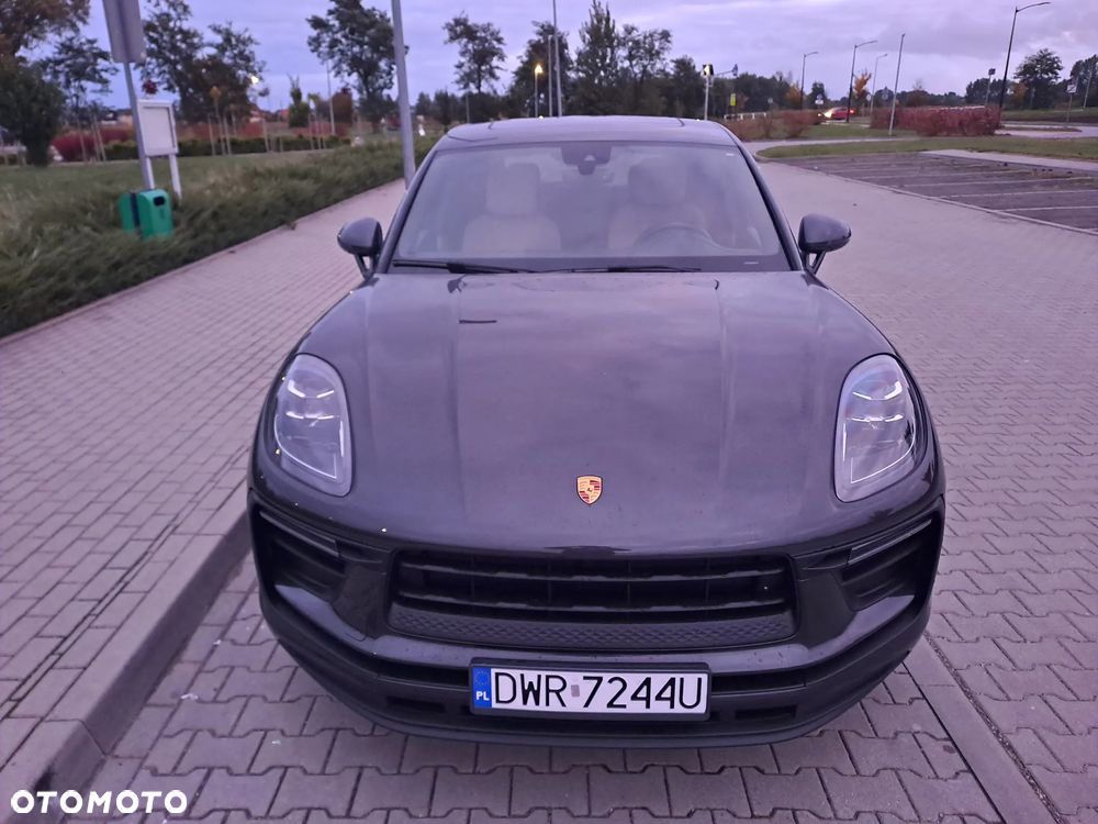 Porsche Macan Standard - 4